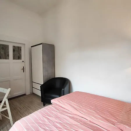Charmhub Budapest: Your Stylish Sanctuary In The Heart Of The Gæstehus *