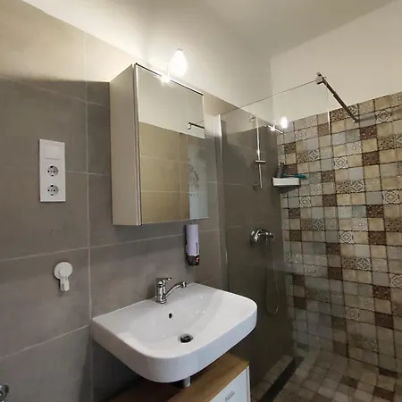 Vendégház Charmhub Budapest: Your Stylish Sanctuary In The Heart Of The City *