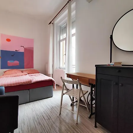 Guest house Charmhub Budapest: Your Stylish Sanctuary In The Heart Of The City