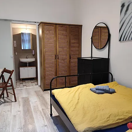 Charmhub Budapest: Your Stylish Sanctuary In The Heart Of The City * Budapest